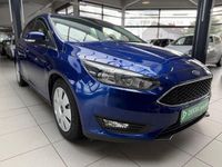 Gebraucht Ford Focus Cool & Connect 120 PS (88 kW) 2017 Blau Limousine
