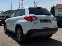 Gebraucht Suzuki Vitara Comfort 120 PS (88 kW) 2016 Weiß SUV