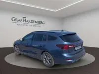 Gebraucht Ford Focus ST-Line X 125 PS (91 kW) 2024 Blau Limousine