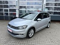 Gebraucht VW Touran Comfortline 150 PS (110 kW) 2016 Silber Van / Kleinbus
