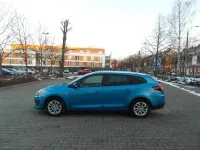 Gebraucht Renault Mégane LIMITED 132 PS (97 kW) 2015 Blau Limousine
