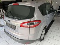 Gebraucht Ford S-MAX Trend 140 PS (102 kW) 2011 Micastonesilber metallic Van / Kleinbus