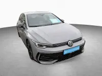 Gebraucht VW Golf VIII R-line 150 PS (110 kW) 2025 Mondsteingrau Limousine