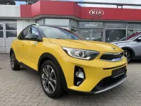 Gebraucht Kia Stonic Vision 120 PS (88 kW) 2018 (bmy) most yellow/black m SUV