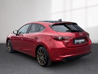 Usado Mazda 3 120 HP (88 kW) 2019 Vermelho Citadino