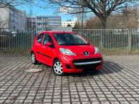 Gebraucht Peugeot 107 68 PS (50 kW) 2009 Rot Kleinwagen