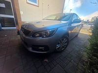 Gebraucht Peugeot 308 Allure 110 PS (80 kW) 2017 Limousine