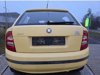 Gebraucht Skoda Fabia 54 PS (39 kW) 2003 Gelb Limousine