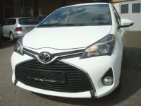 Gebraucht Toyota Yaris 69 PS (50 kW) 2016 Weiß Kleinwagen