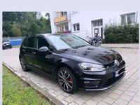 Gebraucht VW Golf VII Highline 150 PS (110 kW) 2016 Schwarz Limousine