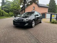 Gebraucht Opel Astra 160 PS (117 kW) 2011 Schwarz Kombi