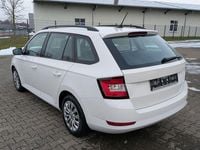 Gebraucht Skoda Fabia 60 PS (44 kW) 2021 Weiß Limousine