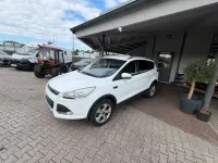 Gebraucht Ford Kuga Trend 163 PS (119 kW) 2014 Weiß SUV