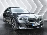 Gebraucht BMW 520 208 PS (152 kW) 2025 Grau Kombi