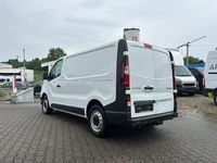 Gebraucht Renault Trafic Komfort 81 PS (59 kW) 2023 Weiß Van / Kleinbus