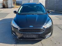Usata Ford Focus 101 CV (74 kW) 2015 Nero Station wagon