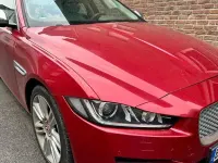 Gebraucht Jaguar XE Prestige 179 PS (131 kW) 2015 Rot Limousine