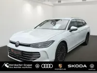 Gebraucht VW Passat Elegance 150 PS (110 kW) 2025 Weiß Kombi