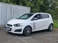 Gebraucht Chevrolet Aveo 101 PS (74 kW) 2013 Weiß Kleinwagen