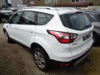 Gebraucht Ford Kuga Trend 120 PS (88 kW) 2017 Weiß SUV