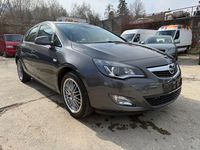 Gebraucht Opel Astra Innovation 140 PS (102 kW) 2011 Grau Limousine