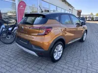 Gebraucht Renault Captur 140 PS (102 kW) 2021 Orange epy+schwarz gne SUV