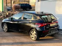 Gebraucht Hyundai i20 Trend 101 PS (74 kW) 2024 Schwarz Kleinwagen