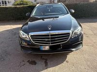 Gebraucht Mercedes E220 Avantgarde 194 PS (142 kW) 2017 Schwarz Kombi