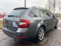 Gebraucht Skoda Octavia Drive 116 PS (85 kW) 2017 Grau Kombi