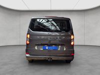 Gebraucht Ford Tourneo Titanium 150 PS (110 kW) 2024 Grau Kombi