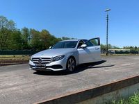 Gebraucht Mercedes E220 Avantgarde 194 PS (142 kW) 2017 Silber Limousine