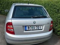 Gebraucht Skoda Fabia Comfort 75 PS (55 kW) 2001 Silber Kleinwagen