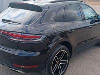 Gebraucht Porsche Macan 245 PS (180 kW) 2021 Schwarz SUV