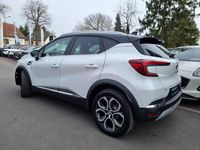 Gebraucht Renault Captur 140 PS (102 kW) 2022 Weiss qnc+schwarz gne SUV