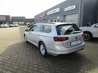 Gebraucht VW Passat IQ Drive 150 PS (110 kW) 2022 Silber Kombi