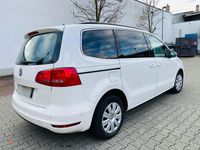 Gebraucht VW Sharan 140 PS (102 kW) 2011 Weiß Van / Kleinbus