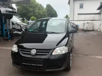 Gebraucht VW Fox 77 PS (56 kW) 2008 Schwarz Kleinwagen