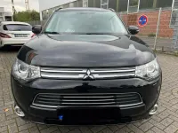 Gebraucht Mitsubishi Outlander P-HEV Instyle 121 PS (88 kW) 2013 Schwarz SUV