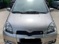 Gebraucht Toyota Yaris 106 PS (77 kW) 2002 Grau Kleinwagen