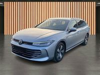 Gebraucht VW Passat 150 PS (110 kW) 2024 Silber Kombi
