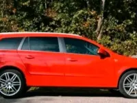 Gebraucht Opel Astra 116 PS (85 kW) 2010 Rot Kombi