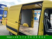 Gebraucht VW Crafter 136 PS (100 kW) 2014 Spectralgelb Van