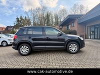 Gebraucht VW Tiguan Trendline 140 PS (102 kW) 2011 Schwarz SUV