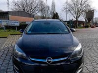 Gebraucht Opel Astra 165 PS (121 kW) 2013 Schwarz Kombi