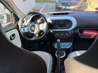 Second-hand Renault Twingo Expression 71 CP (52 kW) 2014 Albastru Hatchback