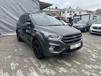 Gebraucht Ford Kuga ST-Line 150 PS (110 kW) 2019 Grau SUV
