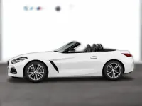 Gebraucht BMW Z4 Efficient Dynamics 197 PS (144 kW) 2024 Weiß Cabrio