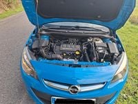 Gebraucht Opel Astra Exklusiv 140 PS (102 kW) 2015 Schwarz Limousine