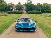 Gebraucht Ferrari SF90 780 PS (573 kW) 2023 Blau Cabrio