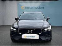 Gebraucht Volvo V60 Core 163 PS (119 kW) 2024 Schwarz Kombi